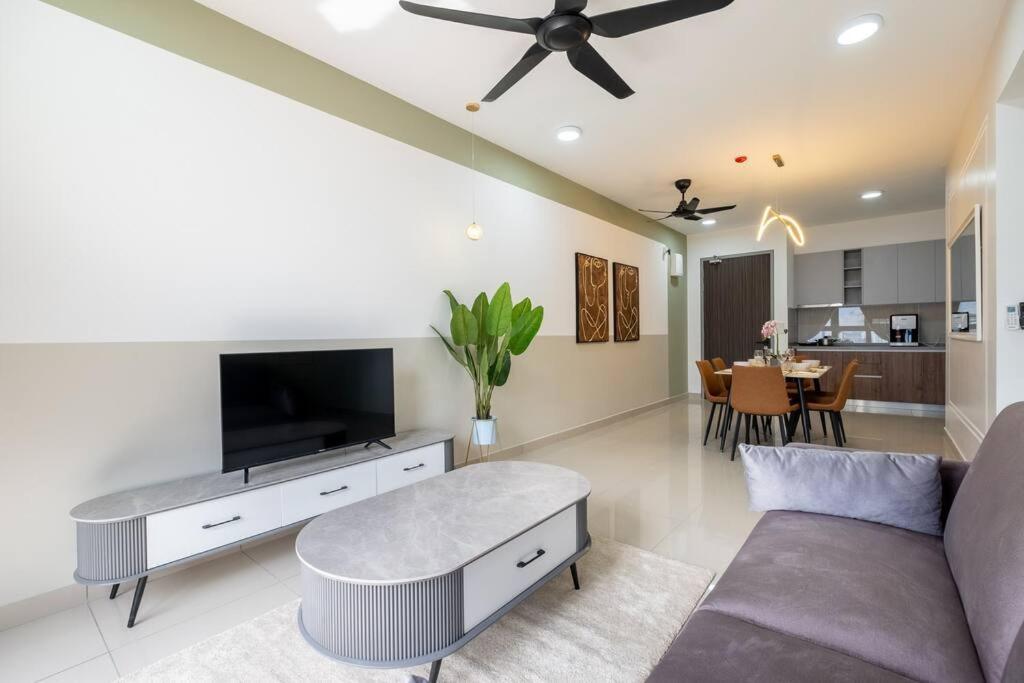 Picasso @ M Vertica 9pax 3br Near Sunway Velocity