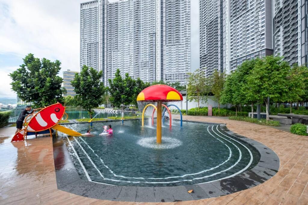Picasso @ M Vertica 9pax 3br Near Sunway Velocity *