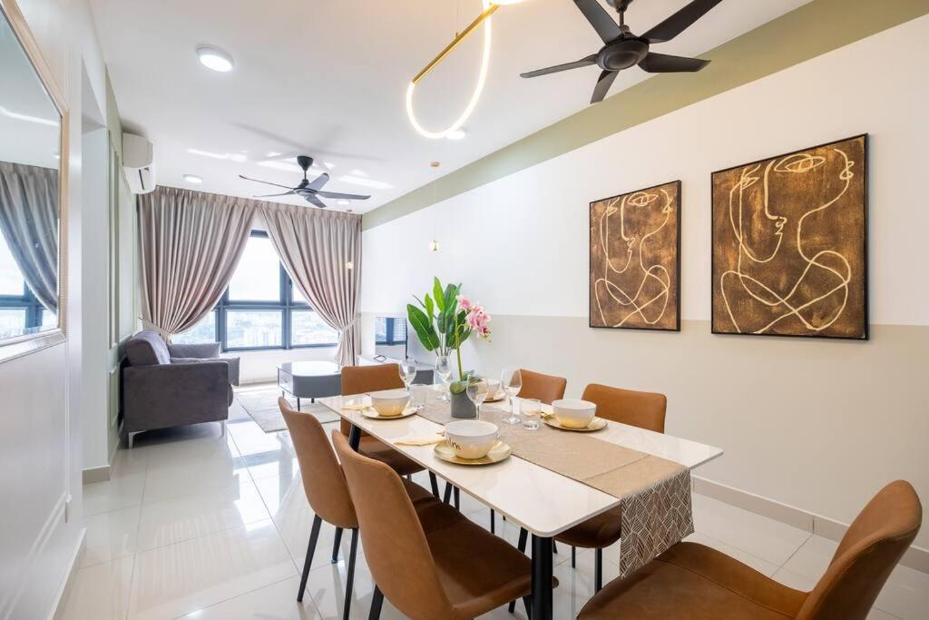 Pangsapuri Picasso @ M Vertica 9pax 3br Near Sunway Velocity