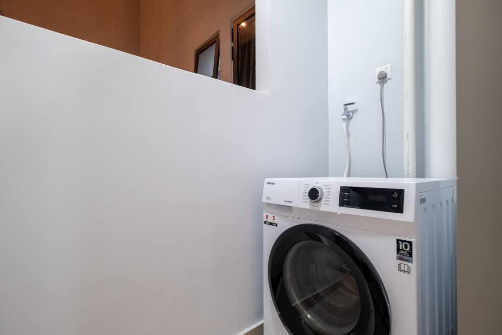 Pangsapuri Picasso @ M Vertica 9pax 3br Near Sunway Velocity Kuala Lumpur