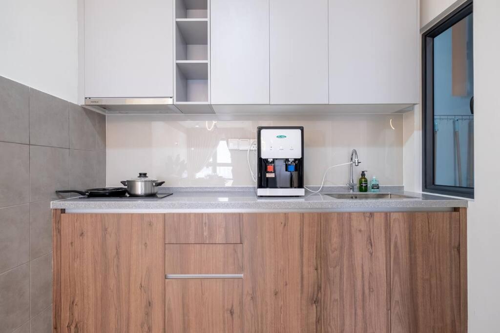 Picasso @ M Vertica 9pax 3br Near Sunway Velocity Pangsapuri