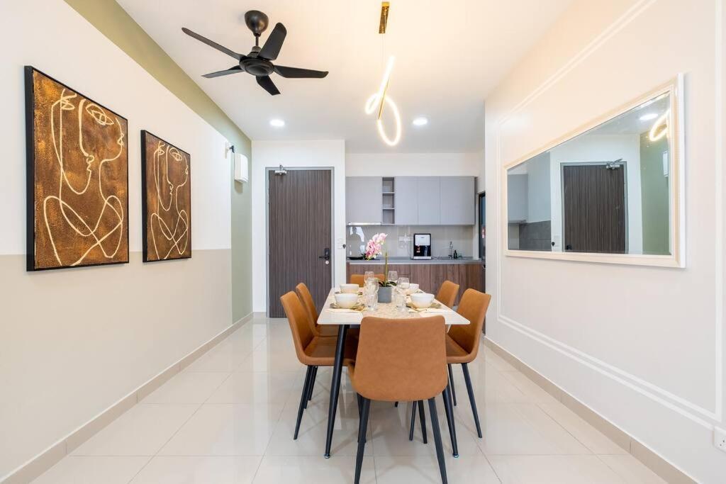Picasso @ M Vertica 9pax 3br Near Sunway Velocity Kuala Lumpur