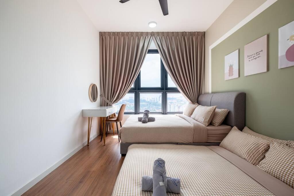Picasso @ M Vertica 9pax 3br Near Sunway Velocity *