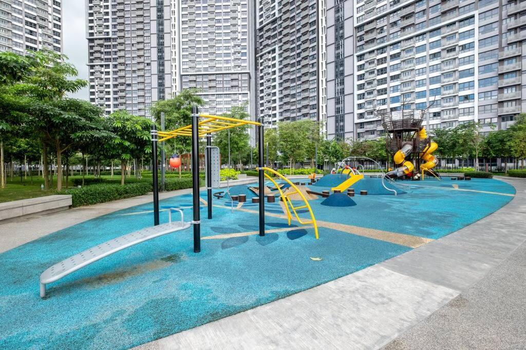 Picasso @ M Vertica 9pax 3br Near Sunway Velocity Kuala Lumpur